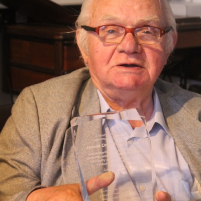 Jan B. Orczykowski - ekonomista, działacz SLD, polityk, podróżnik, wiersze to jego hobby